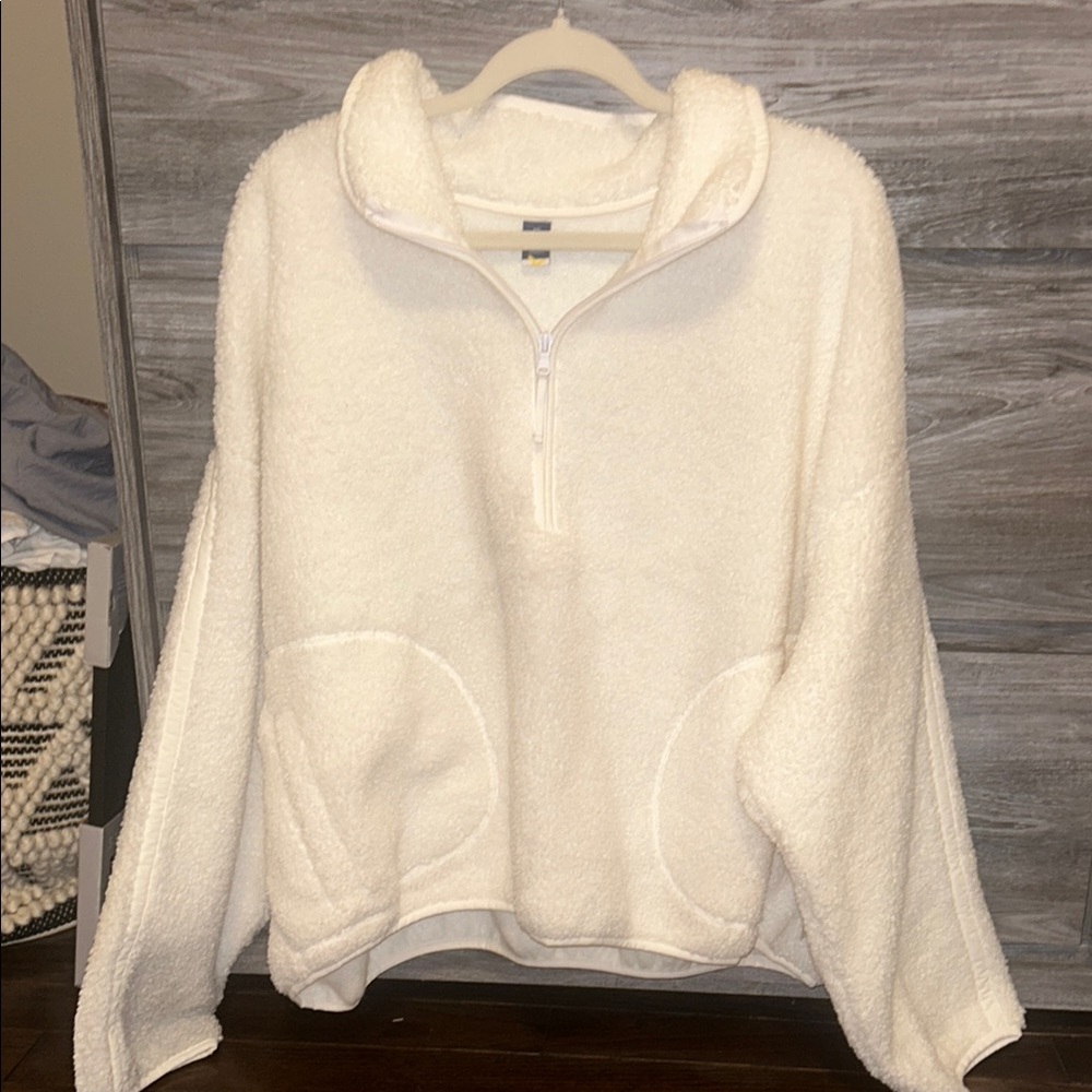 Old navy White Sherpa